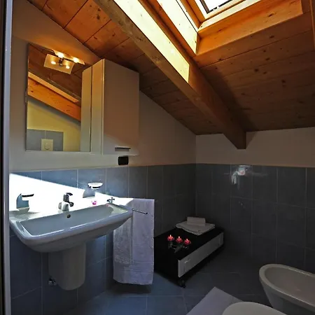 Lägenhet Sleeps 8 Pool *